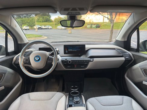Used 2015 BMW i3 image 26