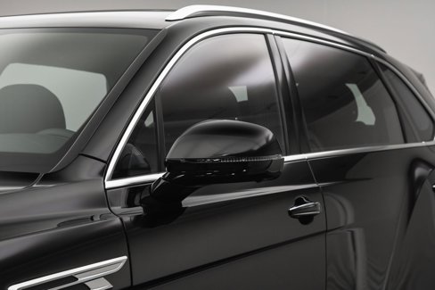 Used 2024 Bentley Bentayga Extended Wheelbase image 11
