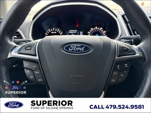 Used 2017 Ford Edge SEL image 19