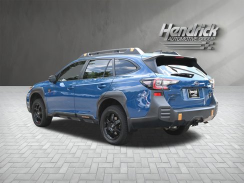 Used 2022 Subaru Outback Wilderness w/ Wilderness Package image 7