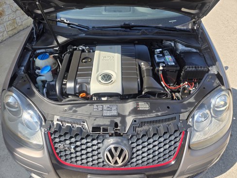 Used 2008 Volkswagen GTI 4-Door image 14