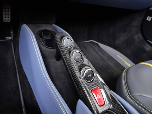 Certified 2021 Ferrari F8 Tributo image 25