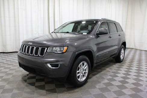 Used 2019 Jeep Grand Cherokee Laredo image 37