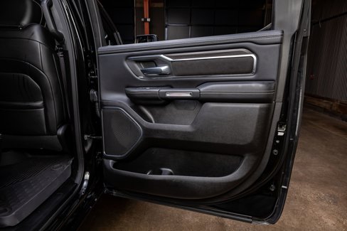 Used 2025 RAM 1500 Laramie image 40