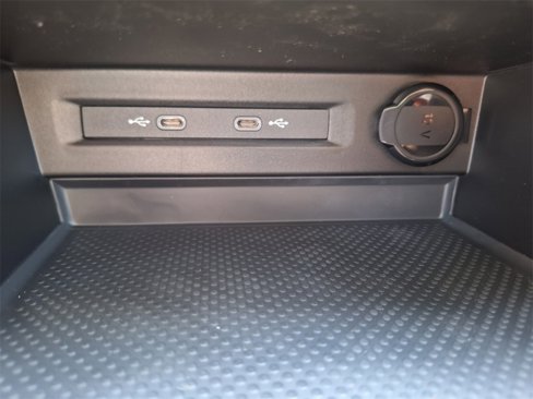 New 2025 Volkswagen Taos S image 16