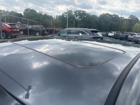 Used 2010 Toyota Camry XLE image 8