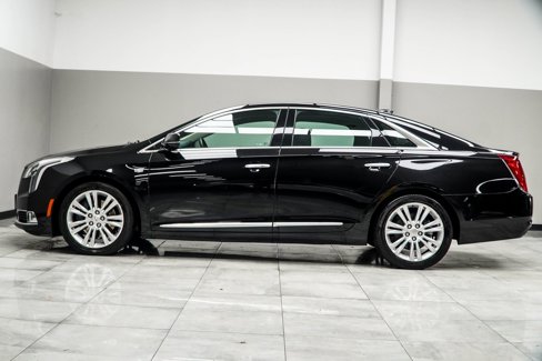 Used 2018 Cadillac XTS Luxury image 9