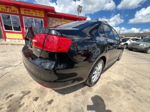 Used 2014 Volkswagen Jetta SE image 5