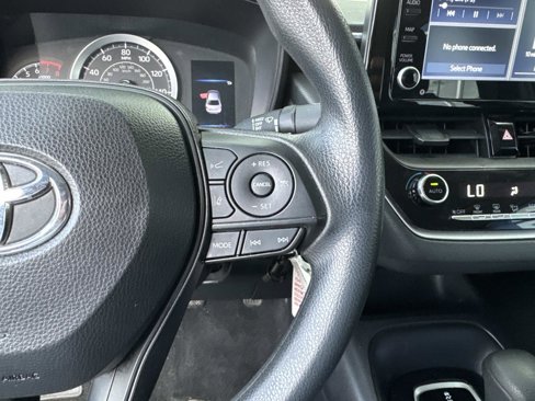Used 2022 Toyota Corolla LE image 22