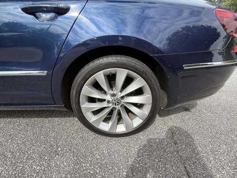 Used 2013 Volkswagen CC Lux image 25