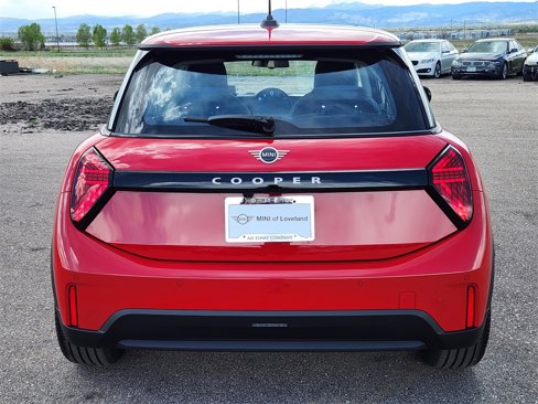 New 2025 MINI Cooper 2-Door Hardtop image 4