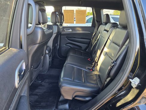 Used 2018 Jeep Grand Cherokee Limited image 27