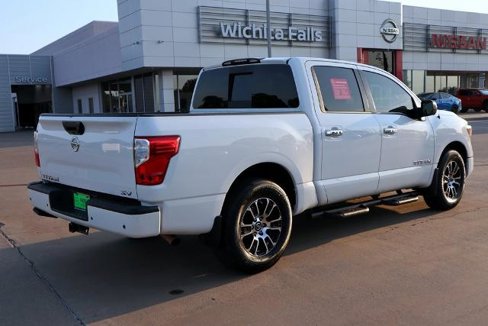 Certified 2021 Nissan Titan SV w/ SV Convenience Package image 6