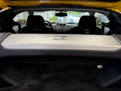 Used 2005 Nissan 350Z Enthusiast w/ (K96) Aerodynamics Pkg image 37