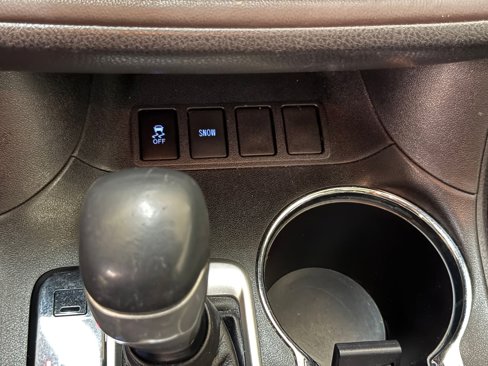 Used 2018 Toyota Highlander XLE image 30