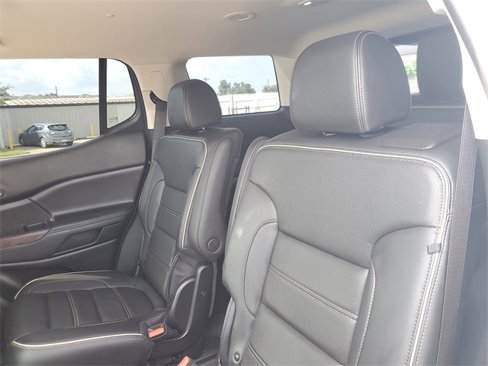 Used 2022 GMC Acadia Denali image 10