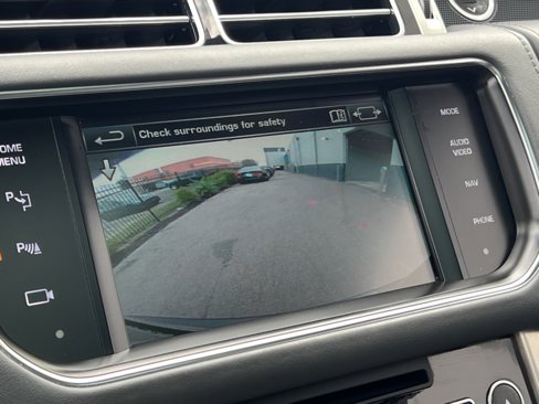 Used 2015 Land Rover Range Rover Long Wheelbase Autobiography image 28