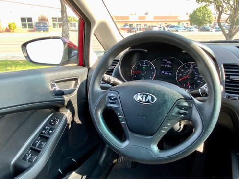 Used 2016 Kia Forte LX image 37
