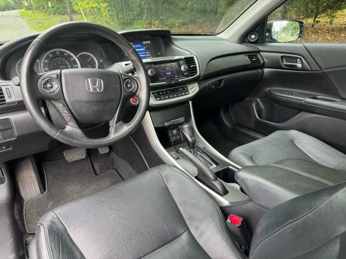 Used 2015 Honda Accord EX-L image 17