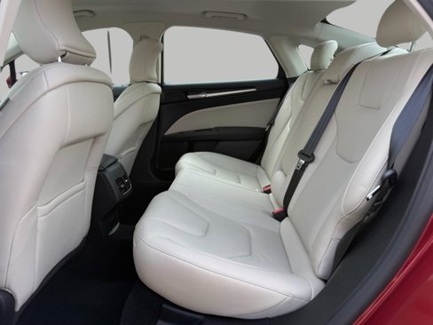 Used 2017 Ford Fusion Titanium image 25
