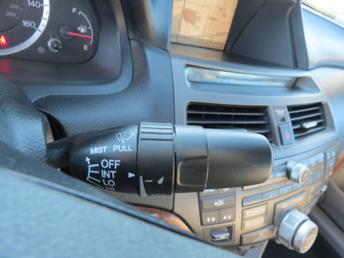Used 2011 Honda Accord EX-L image 16