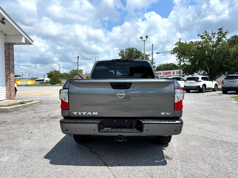 Used 2023 Nissan Titan SV w/ SV Utility Package image 6