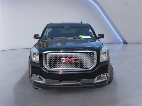 Used 2017 GMC Yukon Denali w/ Open Road Package image 12