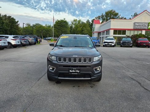 Used 2019 Jeep Compass Limited image 3