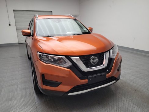 Used 2019 Nissan Rogue SV image 14
