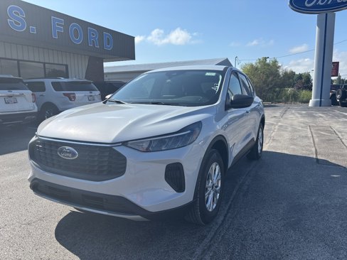 New 2025 Ford Escape Active w/ Cold Weather Package image 2
