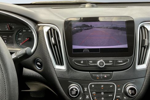 Used 2021 Chevrolet Malibu LT image 8