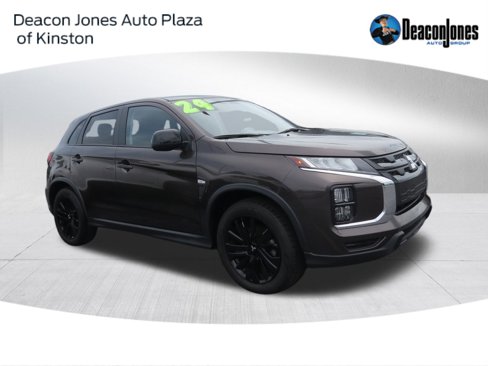 Used 2024 Mitsubishi Outlander Sport LE image 1