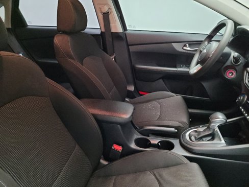 Used 2019 Kia Forte LXS image 21
