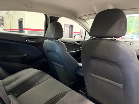 Used 2017 Chevrolet Cruze LT image 28
