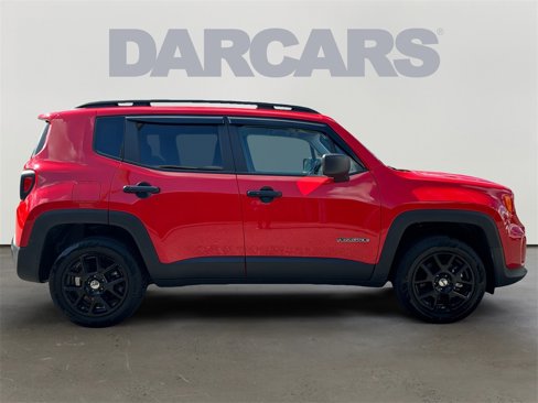 Used 2023 Jeep Renegade Latitude w/ Premium Group image 8