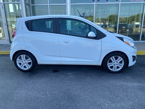 Used 2015 Chevrolet Spark LT image 4