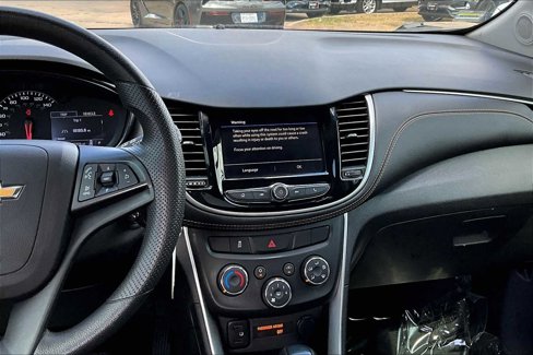 Used 2020 Chevrolet Trax LS w/ LPO, Cargo Package image 6