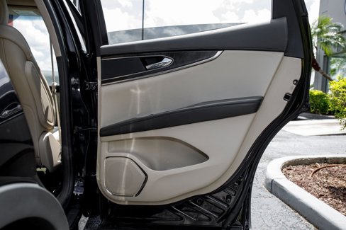 Used 2019 Lincoln Nautilus Select image 33