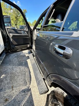 Used 2012 Ford Expedition Limited image 28