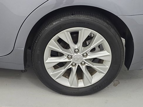 Used 2015 Lexus ES 300h image 33