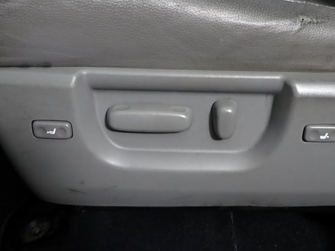 Used 2012 Toyota Tundra Limited image 18