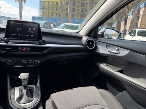 Used 2024 Kia Forte LXS image 33