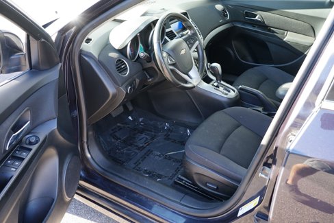 Used 2014 Chevrolet Cruze LT image 13