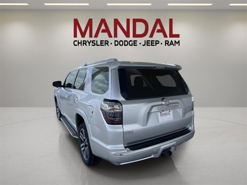 Used 2016 Toyota 4Runner Limited image 9