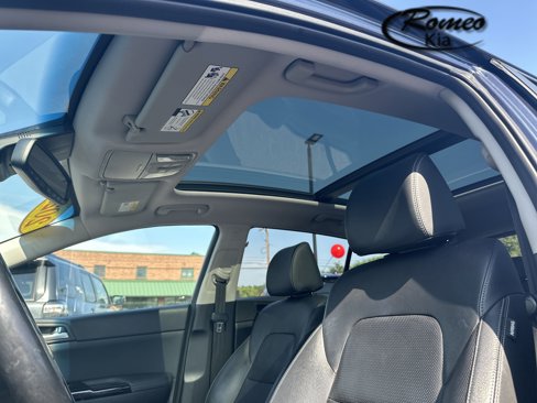 Used 2021 Kia Sportage EX w/ EX Technology Package image 27