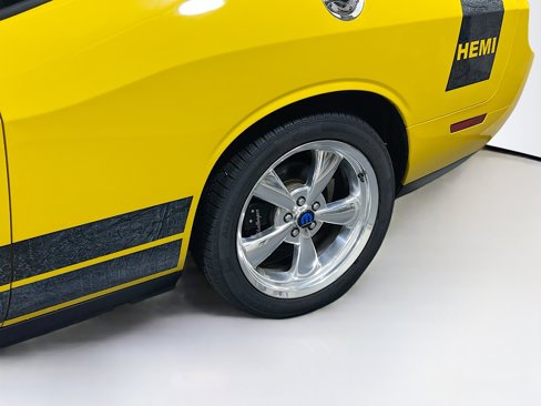 Used 2010 Dodge Challenger R/T image 27