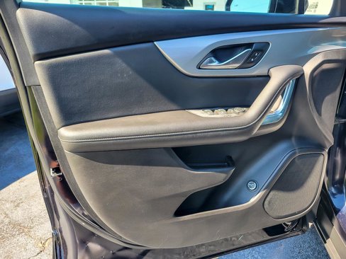 Used 2020 Chevrolet Blazer LT image 17