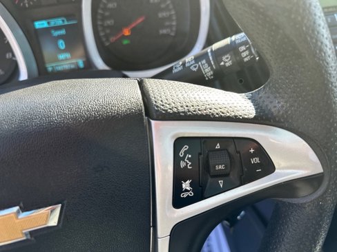 Used 2017 Chevrolet Equinox LT image 24