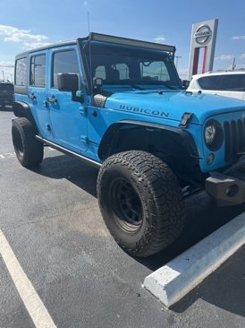 Used 2017 Jeep Wrangler Unlimited Rubicon w/ Connectivity Group image 2