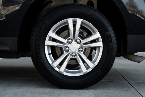 Used 2017 Chevrolet Equinox LS image 11